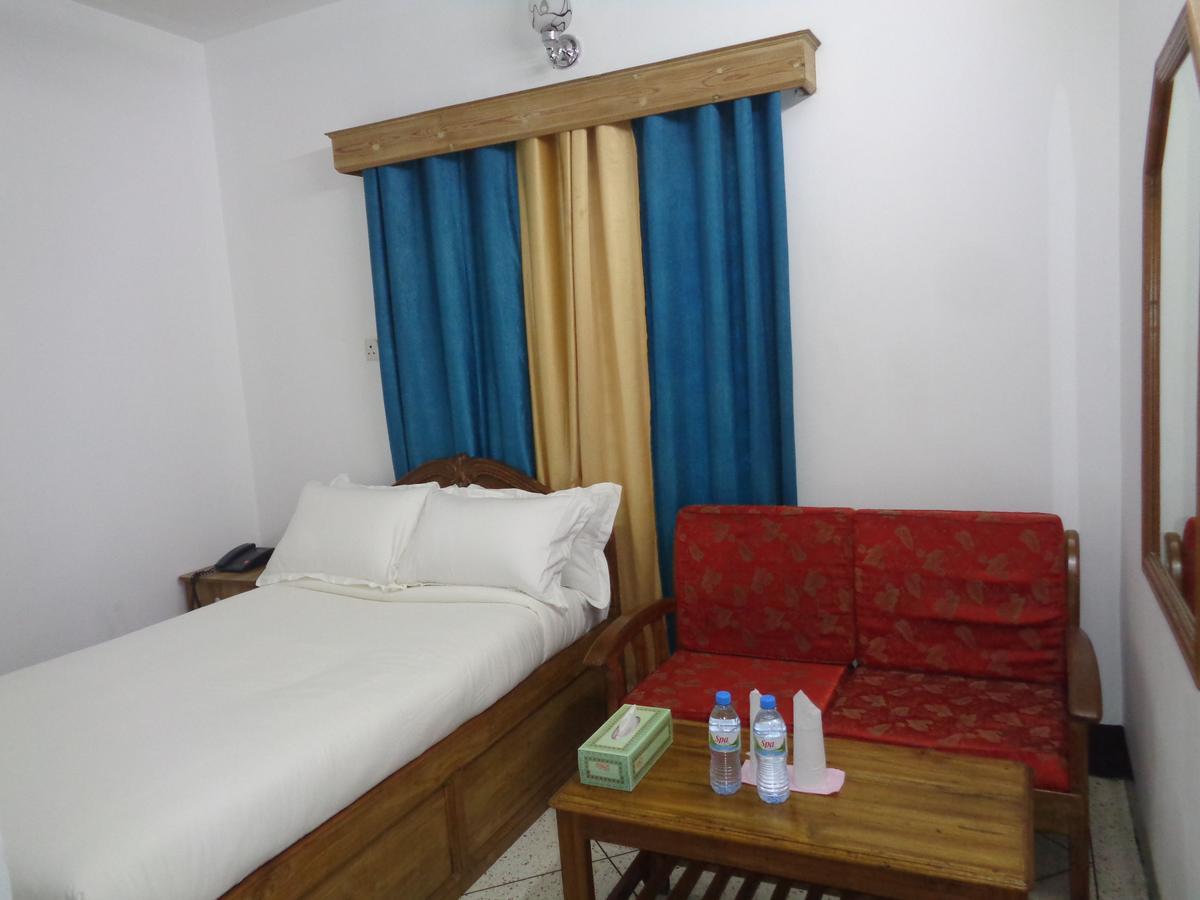 Hotel The Dhaka Today Екстериор снимка